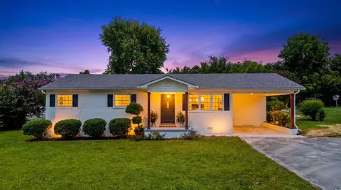 126 Lakeview Dr SE, Cleveland, TN 37323