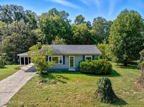 122 H St, Sweetwater, TN 37874
