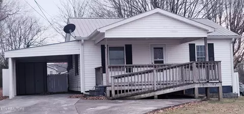 112 Buena Vista Ave, Sweetwater, TN 37874