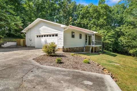 5042 Nails Creek Rd, Rockford, TN 37853