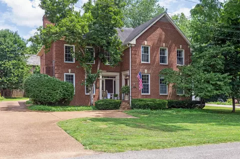 1000 Clearview Dr, Nashville, TN 37205