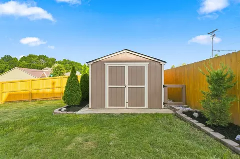 Exterior - 3022 Alan Dr, Spring Hill, TN 37174 photo 9 of 10