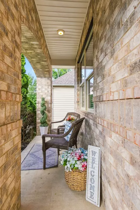 Exterior - 3022 Alan Dr, Spring Hill, TN 37174 photo 4 of 10