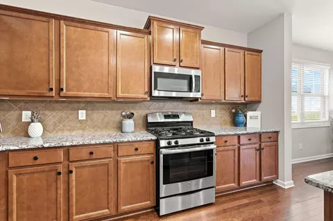 Kitchen - 3022 Alan Dr, Spring Hill, TN 37174 photo 4 of 4