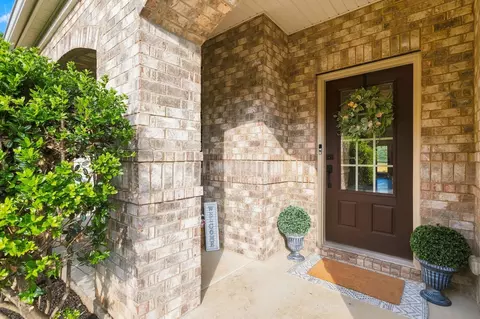 Entry Way - 3022 Alan Dr, Spring Hill, TN 37174 photo 2 of 6