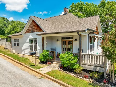1721 W 39th St, Chattanooga, TN 37409
