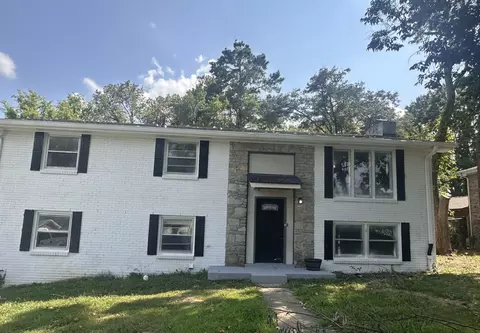 2615 Edge O Lake Dr, Nashville, TN 37217