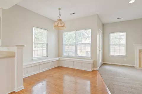 Living - 1402 Bern Dr, Spring Hill, TN 37174 photo 2 of 10