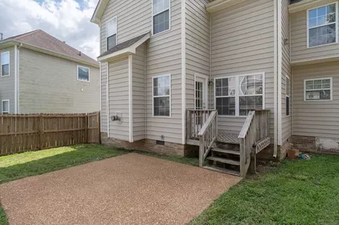 Exterior - 1402 Bern Dr, Spring Hill, TN 37174 photo 6 of 8