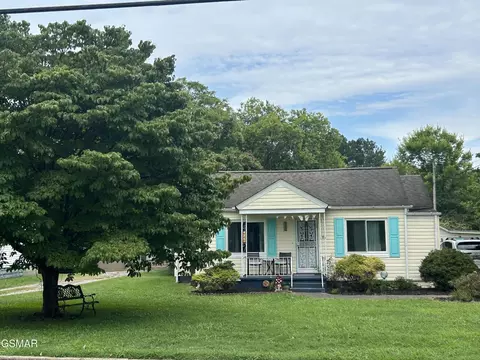 946 E Moody Ave, Knoxville, TN 37920