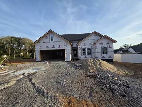 3622 Westlake Dr, Clarksville, TN 37040