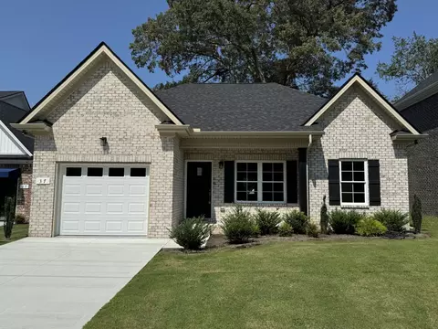 37 Laurel View St, Manchester, TN 37355