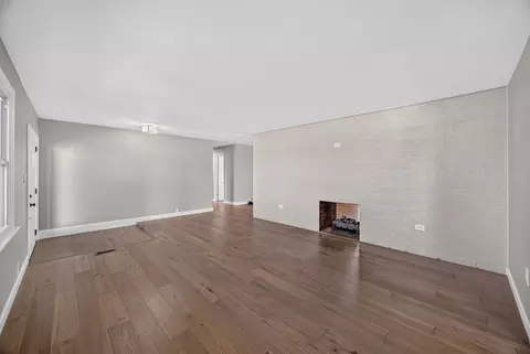 Living - 926 Dyer Cir, Morrison, TN 37357 photo 3 of 6