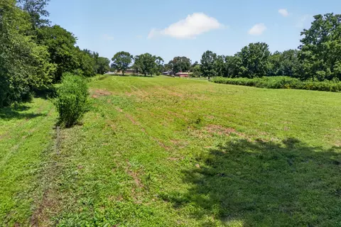 Other - 926 Dyer Cir, Morrison, TN 37357 photo 5 of 7