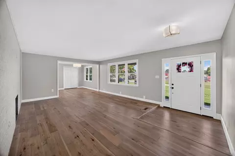 Living - 926 Dyer Cir, Morrison, TN 37357 photo 1 of 6