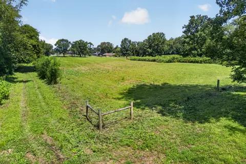 Other - 926 Dyer Cir, Morrison, TN 37357 photo 6 of 7