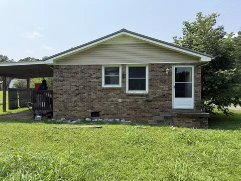 6 Greer Ct #6, Charlotte, TN 37036