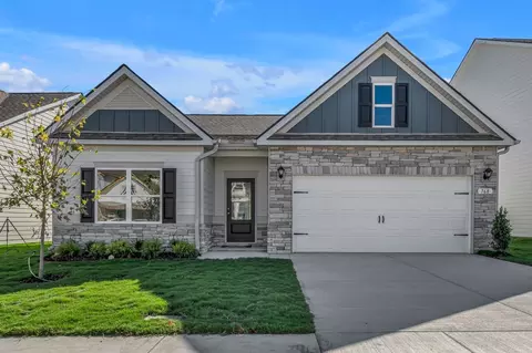 506 Charing Cross Dr, Lebanon, TN 37087