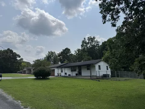 65 Carey Rd, Crossville, TN 38571