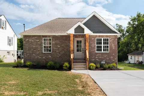 224 Capitol View Dr, Nashville, TN 37207
