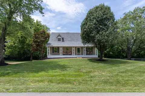 Exterior - 809 Hillside Dr, Springfield, TN 37172 photo 3 of 13