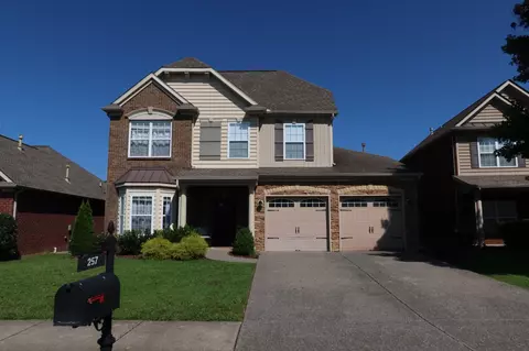 257 Meandering Dr, Lebanon, TN 37090