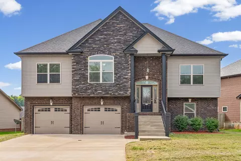 1283 Golden Eagle Way, Clarksville, TN 37040
