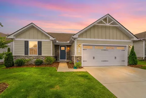 396 Streamview Dr, White House, TN 37188