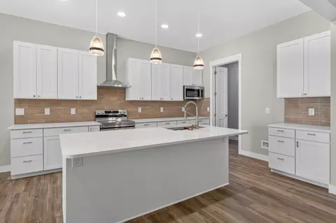 Kitchen - 137 Swift Ln, Cunningham, TN 37052 photo 2 of 3
