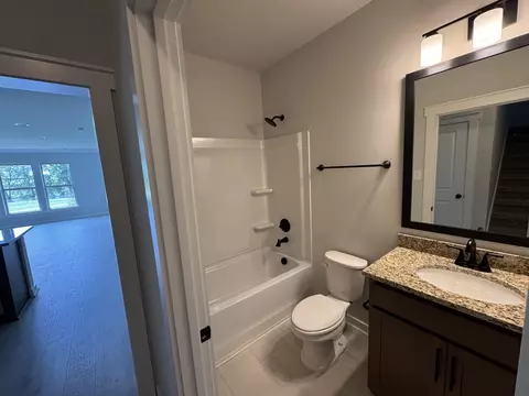 Bath - 520 W Foxrun, Springfield, TN 37172 photo 1 of 4