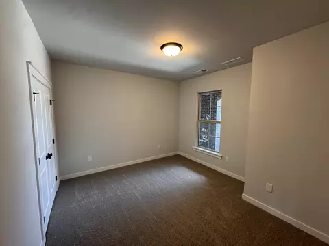 Bedroom - 520 W Foxrun, Springfield, TN 37172 photo 1 of 3