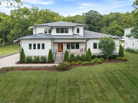 828 Russleo Dr, Nashville, TN 37209