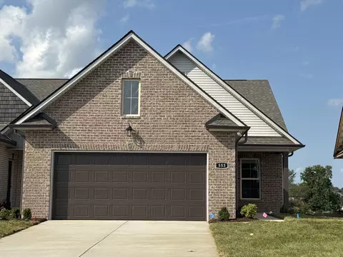 553 W Foxrun, Springfield, TN 37172