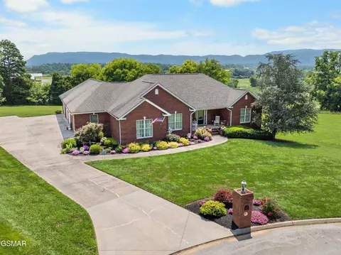 1648 Laramie Ln, Seymour, TN 37865