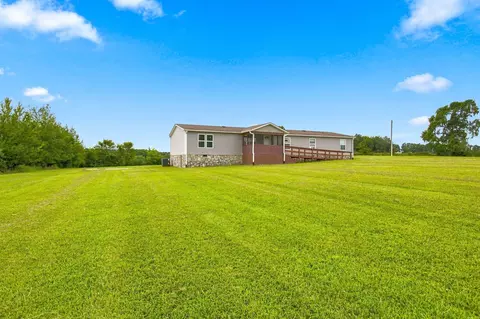 477 Dady Rd, Mcewen, TN 37101 photo 2
