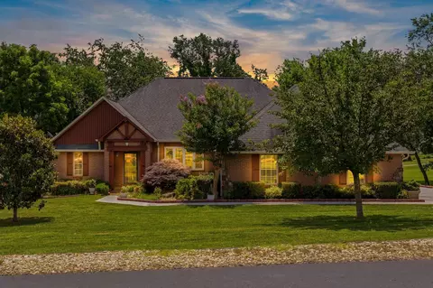 111 Nunnehi Trl, Vonore, TN 37885