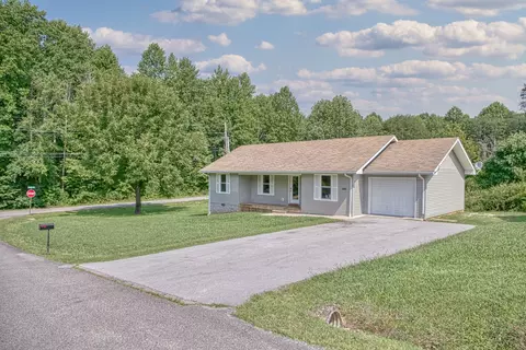 500 Forrest Cove Ln, Cookeville, TN 38501