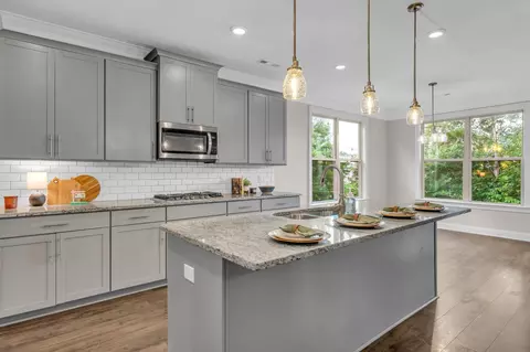 Kitchen - 1175 Batbriar Rd, Murfreesboro, TN 37128 photo 4 of 5