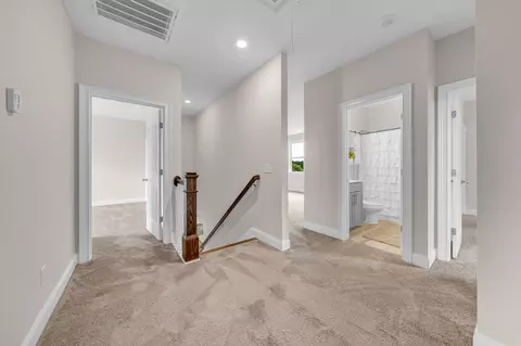 Entry Way - 1175 Batbriar Rd, Murfreesboro, TN 37128 photo 4 of 4
