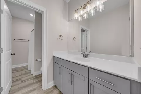 Bath - 1175 Batbriar Rd, Murfreesboro, TN 37128 photo 4 of 6