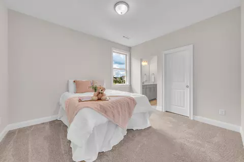 Bedroom - 1175 Batbriar Rd, Murfreesboro, TN 37128 photo 5 of 9