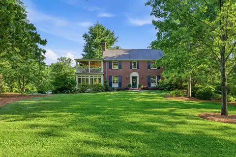1419 Graybar Ln, Nashville, TN 37215