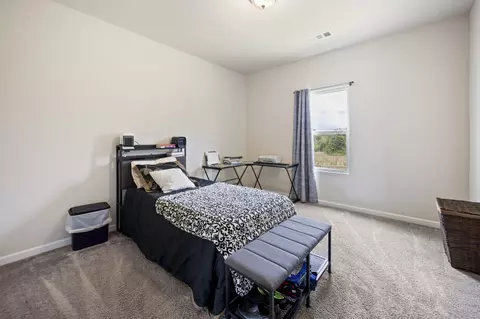 Bedroom - 3906 Bomeadows Dr, Murfreesboro, TN 37128 photo 6 of 11