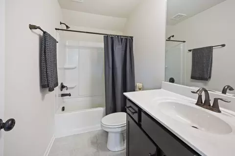Bath - 3906 Bomeadows Dr, Murfreesboro, TN 37128 photo 6 of 6