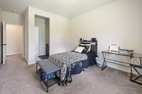 Bedroom - 3906 Bomeadows Dr, Murfreesboro, TN 37128 photo 7 of 11