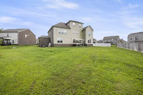 Exterior - 3906 Bomeadows Dr, Murfreesboro, TN 37128 photo 3 of 6