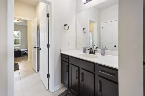 Entry Way - 3906 Bomeadows Dr, Murfreesboro, TN 37128 photo 5 of 6
