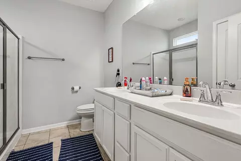 Bath - 6014 Venable Ct, Fairview, TN 37062 photo 1 of 3