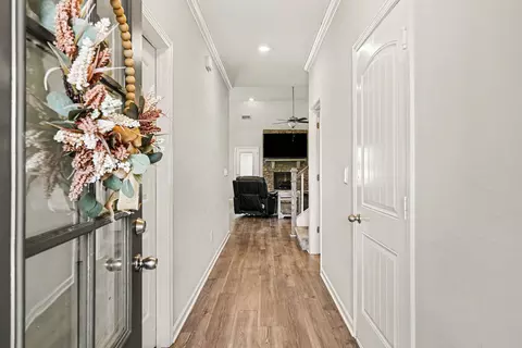 Entry Way - 6014 Venable Ct, Fairview, TN 37062 photo 1 of 2