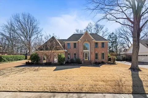 611 Quail Crest Dr, Collierville, TN 38017